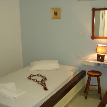 Naxos City Pension Lagoudera מראה חיצוני תמונה